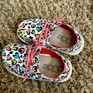 Little girls hey dudes